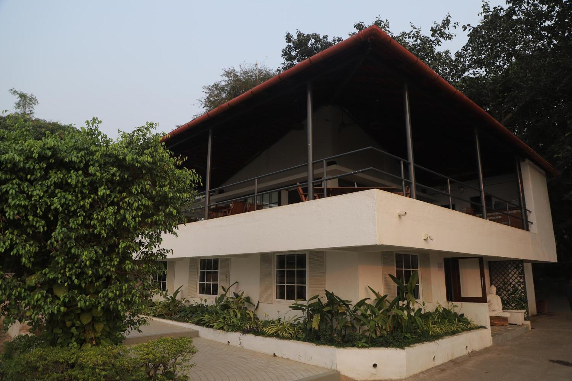 The Lighthouse - Formerly Known As Utan Sea Resort Thane Exteriör bild
